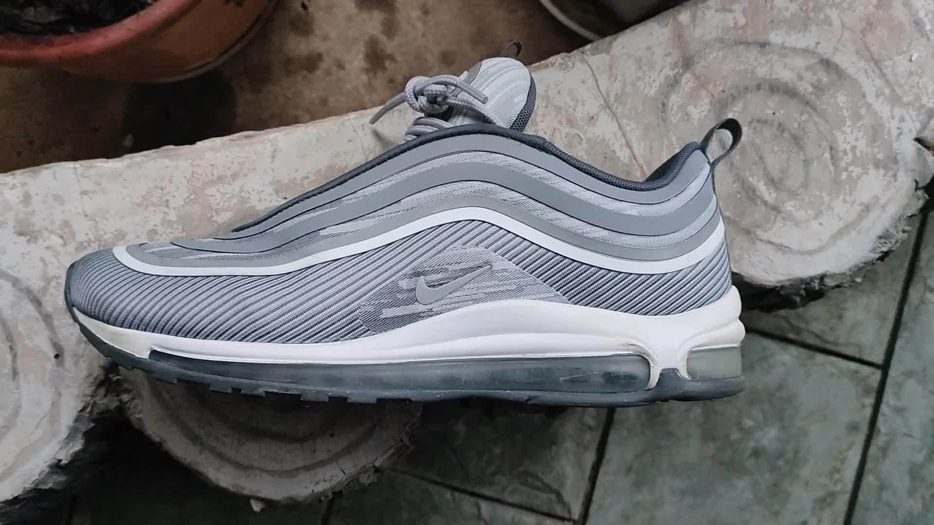 潮流穿搭神鞋为什么不火了?Nike Air Max 97值不值得买?